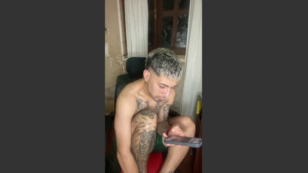 demoniiiooojoa2 cute Webcam SHOW @ Cam4 04-02-2026