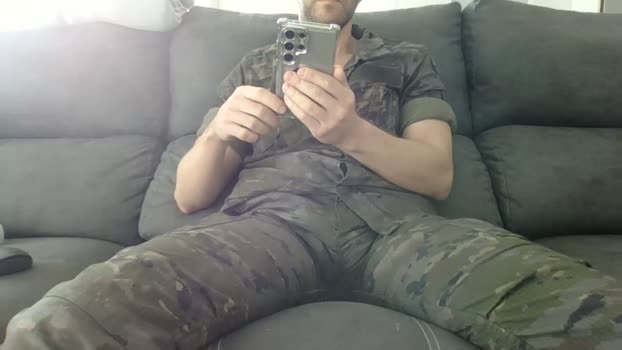 militar_guap toys Webcam SHOW @ Cam4 05-02-2026