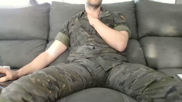 militar_guap prettyface Webcam SHOW @ Cam4 05-02-2026