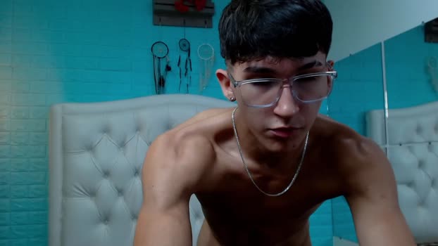 jeremy_job Topless Webcam SHOW @ Cam4 08-02-2026