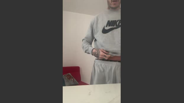 Leonard2588 show Webcam SHOW @ Cam4 10-02-2026
