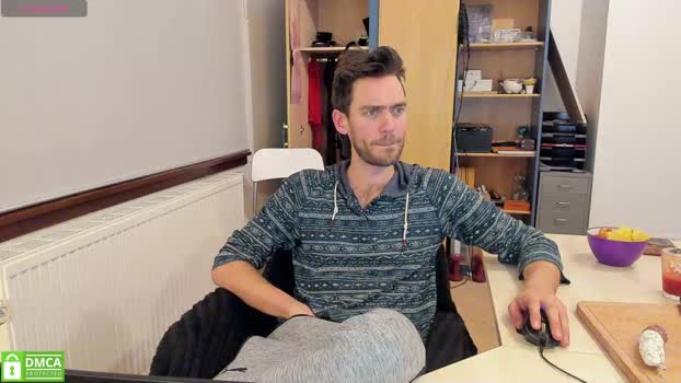 toinuss natural Webcam SHOW @ Cam4 12-02-2026