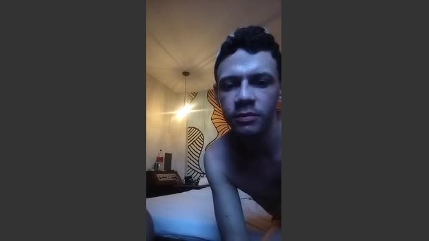 enzzoreis spanking Webcam SHOW @ Cam4 15-02-2026