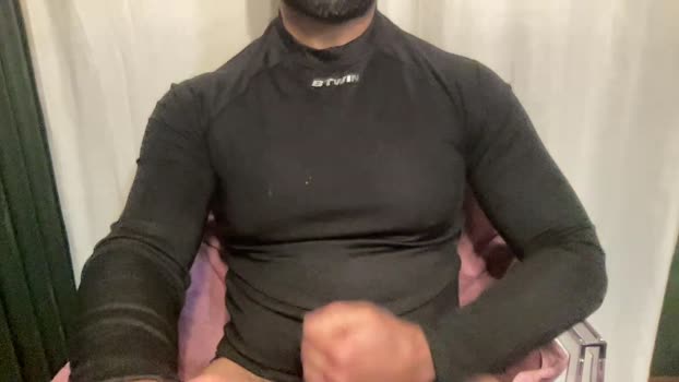italianmars kissing Webcam SHOW @ Cam4 15-02-2026