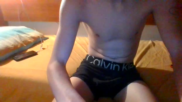 ciruz05 horny Webcam SHOW @ Cam4 16-02-2026