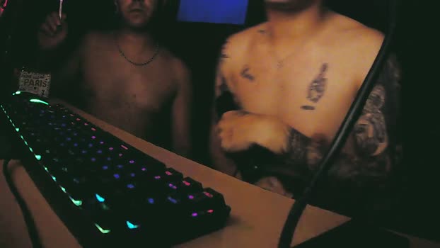 tommmy32 sexy Webcam SHOW @ Cam4 17-02-2026