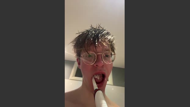 Leanblondboy suck Webcam SHOW @ Cam4 19-02-2026
