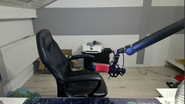 Pascal1999 bigass Webcam SHOW @ Cam4 18-02-2026
