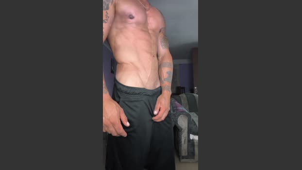 Vlady40 orgasm Webcam SHOW @ Cam4 18-02-2026