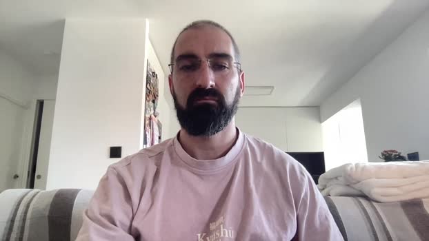 v1c70r1985 bigcock Webcam SHOW @ Cam4 20-02-2026