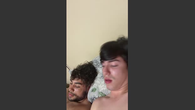 novinhos37 kissing Webcam SHOW @ Cam4 21-02-2026