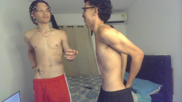 pocket_loversx4 bigtoys Webcam SHOW @ Cam4 21-02-2026
