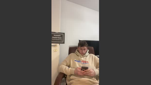 Germanyhot19 wank Webcam SHOW @ Cam4 22-02-2026