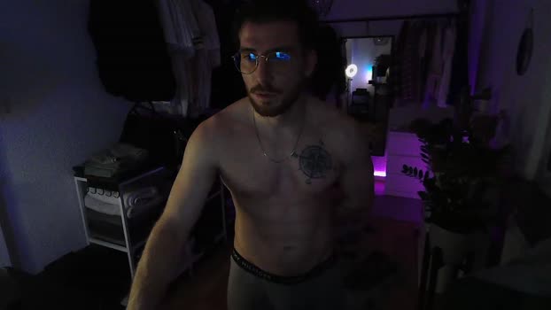 Needattention21 spank Webcam SHOW @ Cam4 21-02-2026