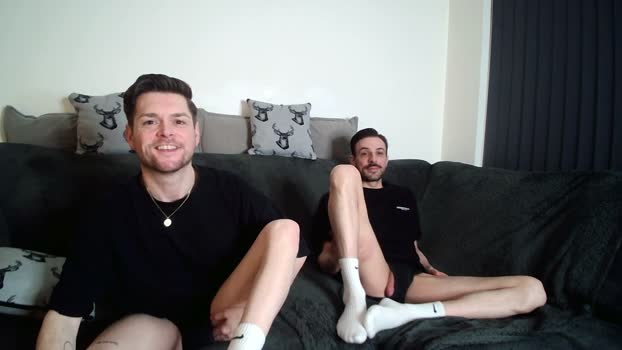 TwoTwinkHusband hard Webcam SHOW @ Cam4 25-02-2026