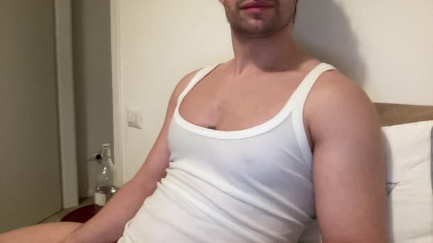 itsmessiah strip Webcam SHOW @ Cam4 25-02-2026
