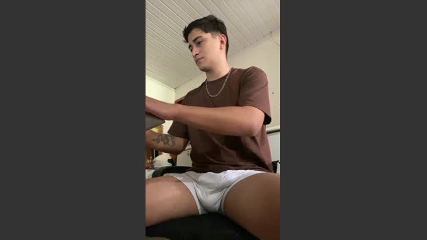 Tavinh067 fingering Webcam SHOW @ Cam4 25-02-2026