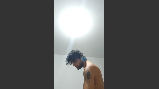 Levi_Henrique Show Webcam SHOW @ Cam4 01-03-2026