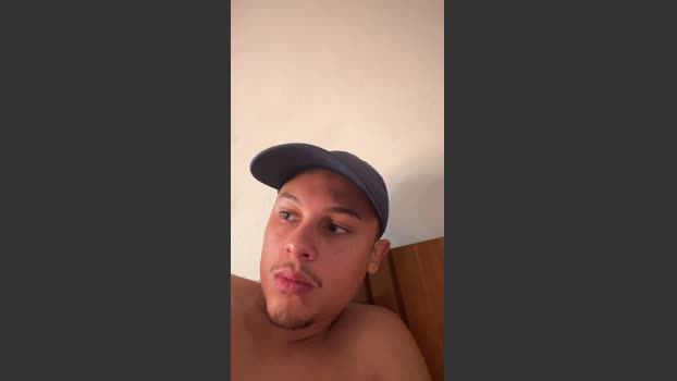 Morenoyboy kissing Webcam SHOW @ Cam4 28-02-2026