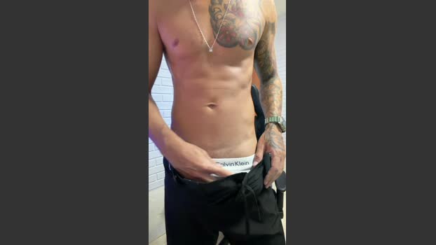 Fehpaugrosso big Webcam SHOW @ Cam4 02-03-2026