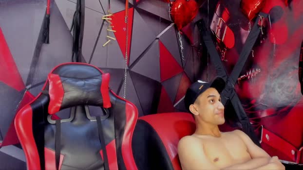 Julian_and_Axel suckshow Webcam SHOW @ Cam4 02-03-2026