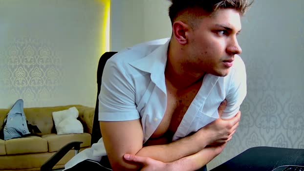 MaxKaidenn naked Webcam SHOW @ Cam4 03-03-2026