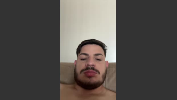 victorhneves888 fingering Webcam SHOW @ Cam4 03-03-2026