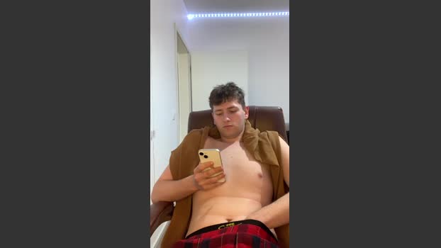 Germanyhot19 moan Webcam SHOW @ Cam4 05-03-2026