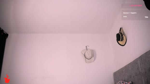 aydan_hw suckshow Webcam SHOW @ Cam4 05-03-2026