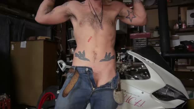 WellHello69 handsome Webcam SHOW @ Cam4 06-03-2026