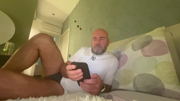 __Maximiliano__ jerkoff Webcam SHOW @ Cam4 06-03-2026