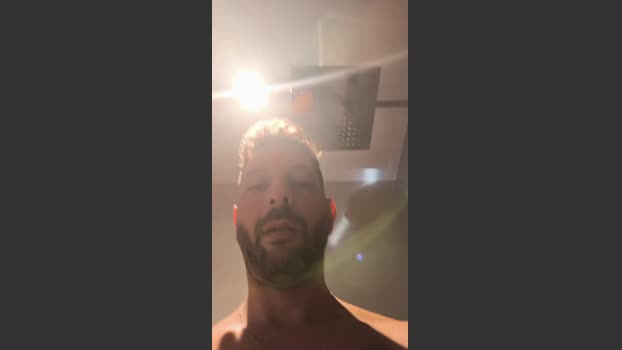 Gr_SexyMan Show Webcam SHOW @ Cam4 08-03-2026