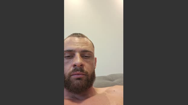 Mineirinho22c bj-dildo Webcam SHOW @ Cam4 07-03-2026