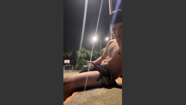 Outdoorsd sexymale Webcam SHOW @ Cam4 08-03-2026