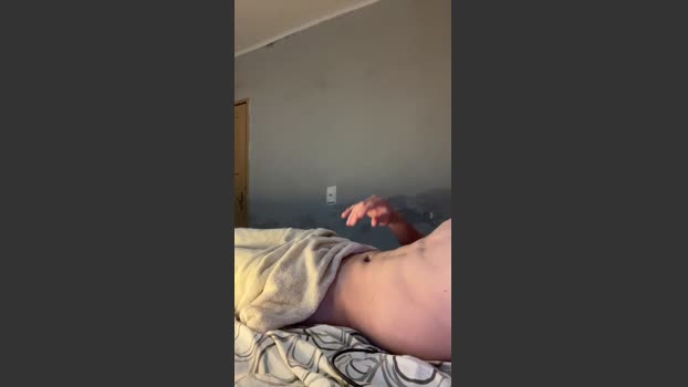 Esquilo_esqulo jerking Webcam SHOW @ Cam4 11-03-2026