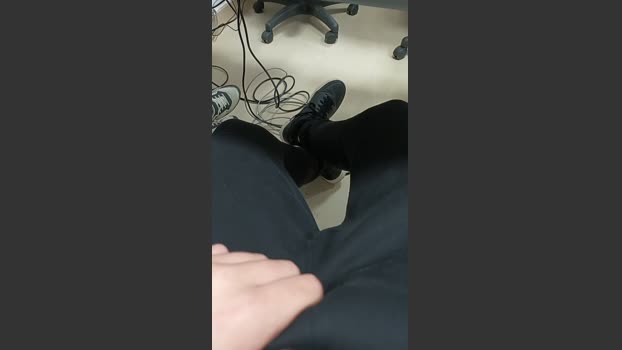 Alejandro2o50d legs Webcam SHOW @ Cam4 12-03-2026