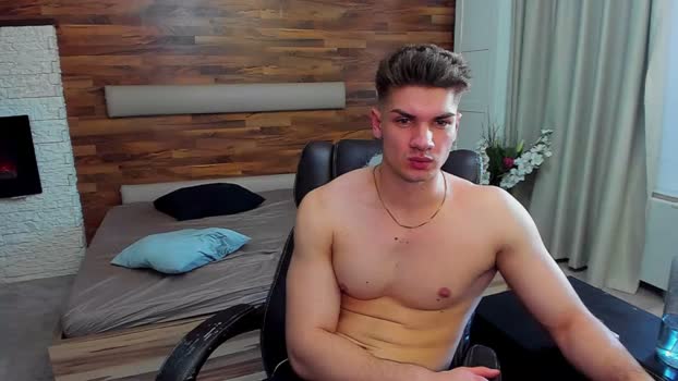 MaxKaidenn legs Webcam SHOW @ Cam4 13-03-2026
