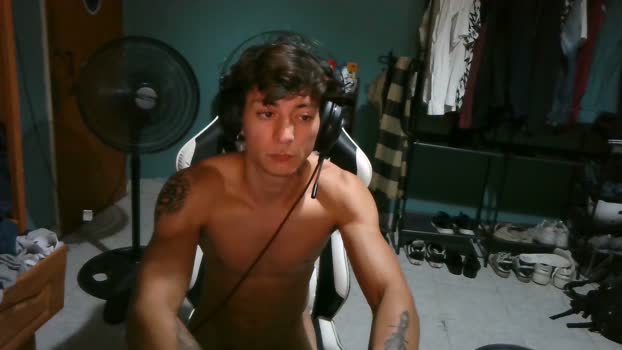 ReyAbsoluto orgasm Webcam SHOW @ Cam4 17-03-2026