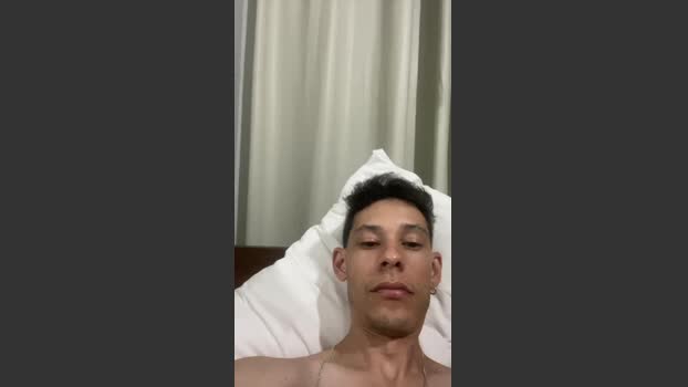 Magrinhomg420 kiss Webcam SHOW @ Cam4 18-03-2026