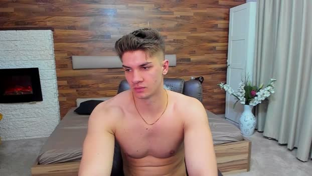 MaxKaidenn Ass Webcam SHOW @ Cam4 18-03-2026