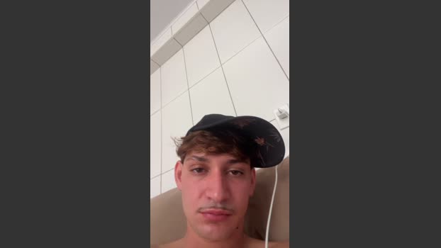 Surfista244 bigcock Webcam SHOW @ Cam4 18-03-2026