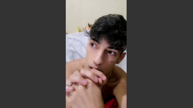 Josa040319 kiss Webcam SHOW @ Cam4 18-03-2026