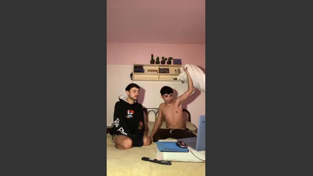 Devilboyzzz squirt Webcam SHOW @ Cam4 24-03-2026