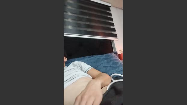 Sxtrhot19 fuckher Webcam SHOW @ Cam4 25-03-2026