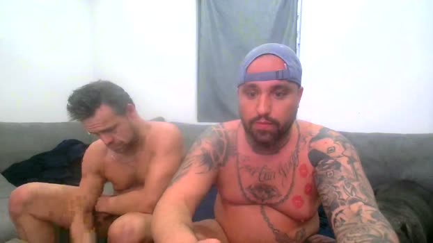 wildhetero kissing Webcam SHOW @ Cam4 27-03-2026