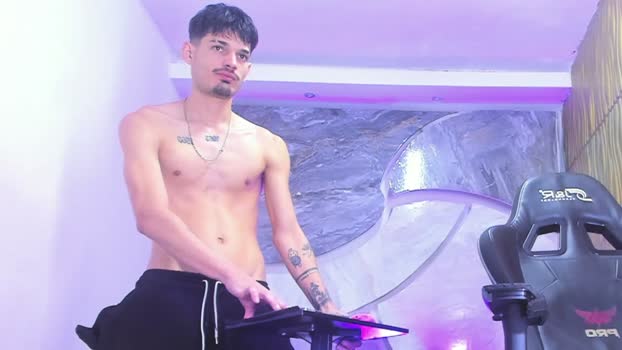 Handsome_boys_ suck Webcam SHOW @ Cam4 28-03-2026