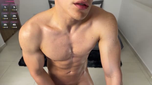 Maxxi_Lancaster legs Webcam SHOW @ Cam4 28-03-2026