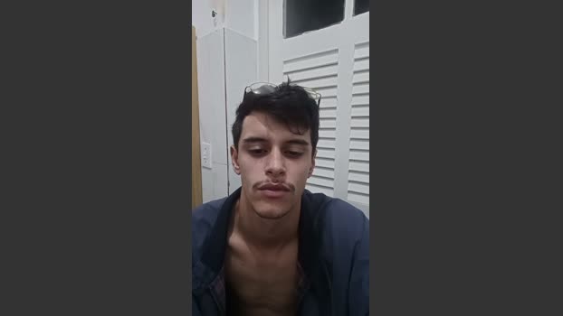 GiganteOMenino jerkoff Webcam SHOW @ Cam4 01-04-2026