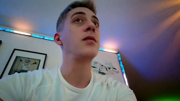 HuGo4K Cam Webcam SHOW @ Cam4 01-04-2026