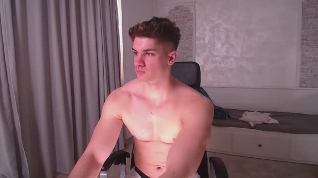 MaxKaidenn ass Webcam SHOW @ Cam4 01-04-2026